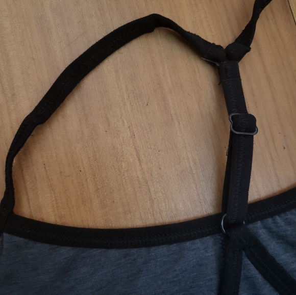 Nike Bra Women MEDIUM SILVER White Pull On Yoga Workout Sports Bra Casual Ladies - Picture 10 of 10